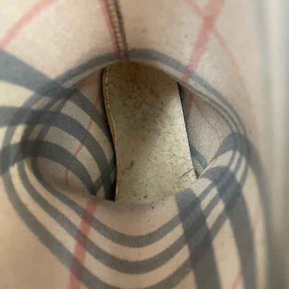 👏🏽😬😩 - Picture 2 of 3